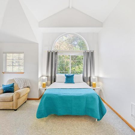 Cannon Beach Vibes, Steps To The Beach,Wifi,3 Full Bedroom En Suites With 3 Fireplaces,Near Downtown Eksteriør billede