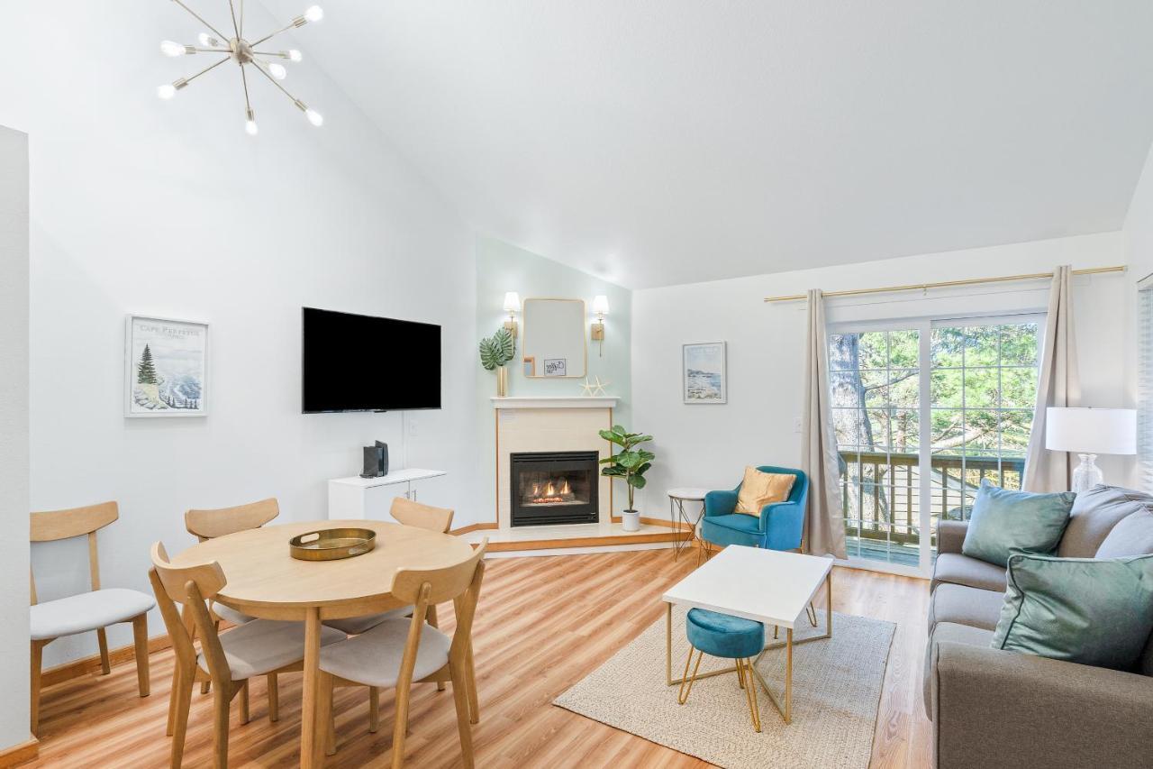 Cannon Beach Vibes, Steps To The Beach,Wifi,3 Full Bedroom En Suites With 3 Fireplaces,Near Downtown Eksteriør billede